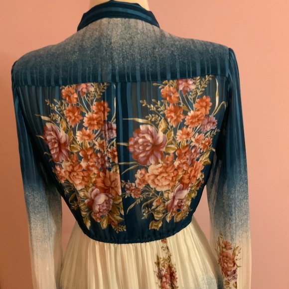 Stunning Floral Ombre Dress - Picture 6 of 12